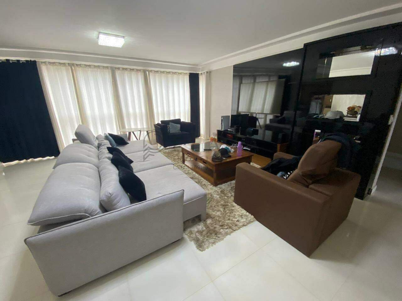 Apartamento para alugar com 3 quartos, 235m² no Centro em Chapecó – Foto 2