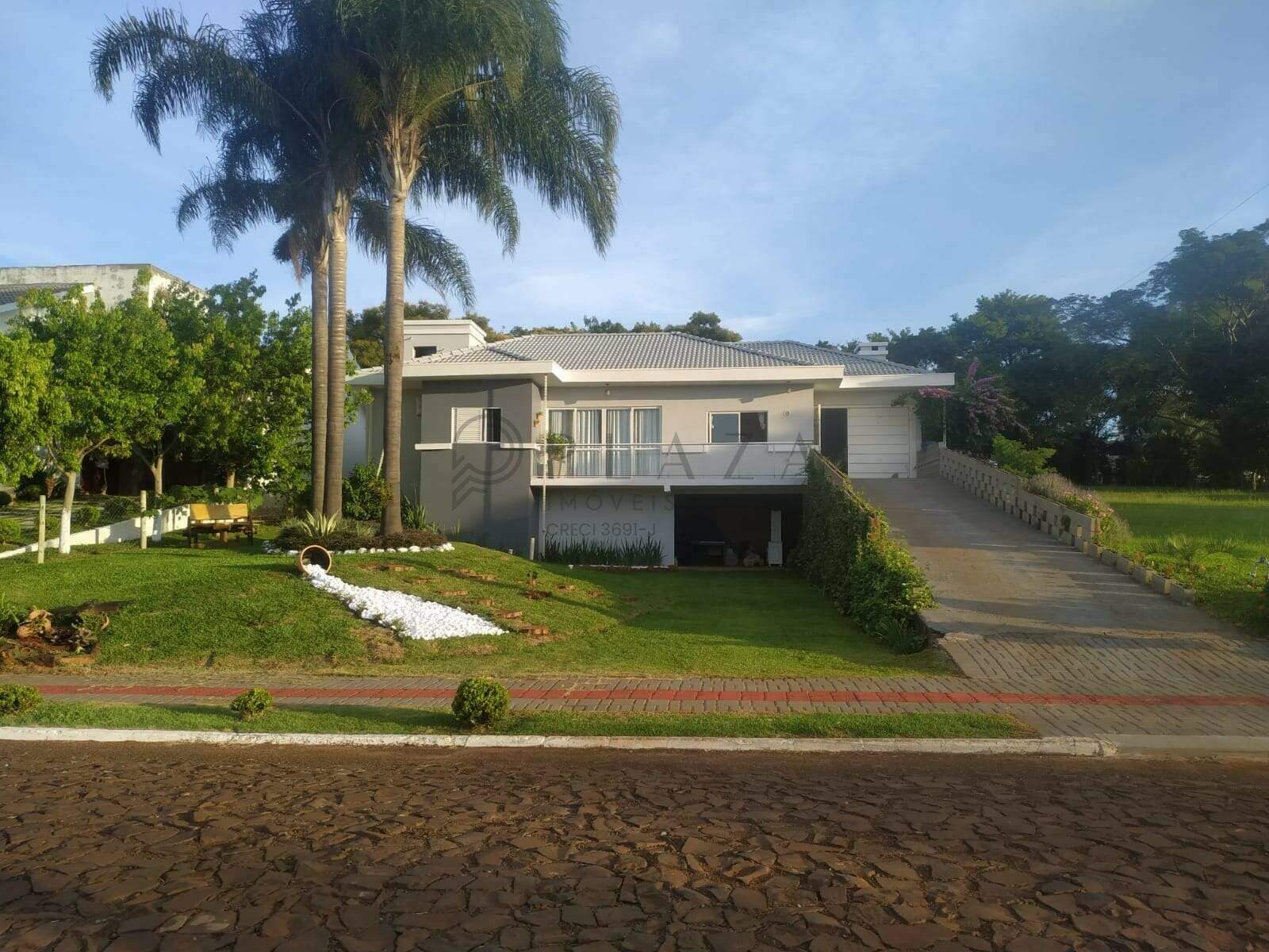 13712 – Foto 1