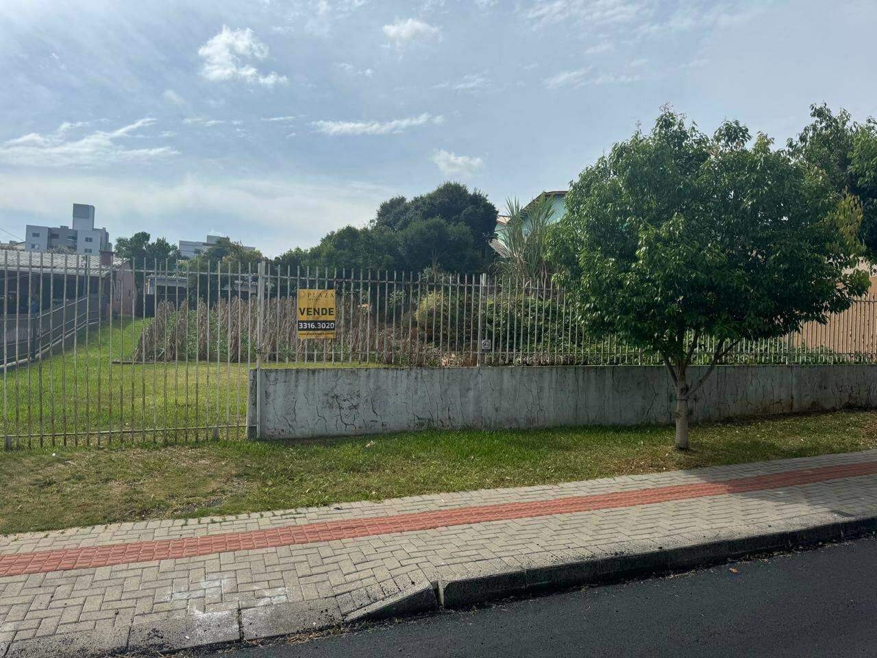 13714 – Foto 1