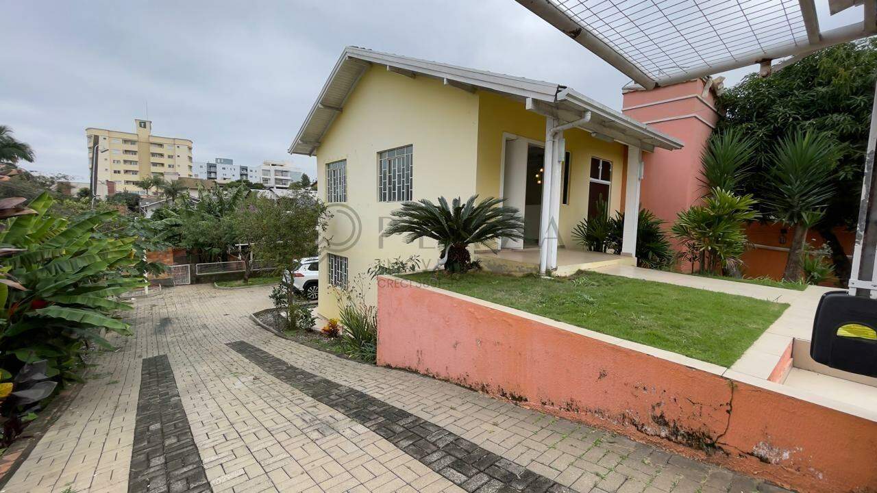 Casa para alugar com 4 quartos, 150m² no Parque das Palmeiras em Chapecó – Foto 1