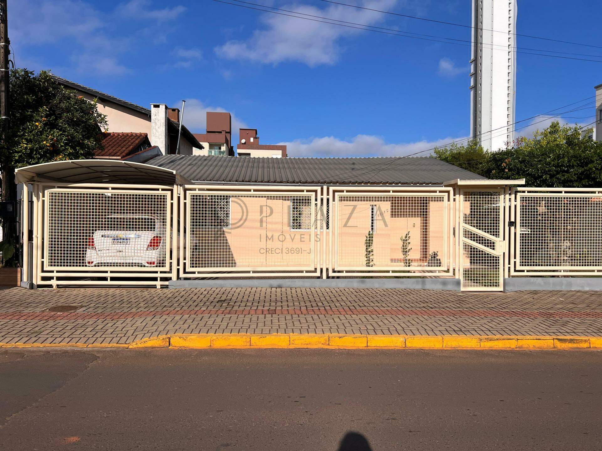 Casa para alugar com 4 quartos, 240m² no São Cristóvão em Chapecó – Foto 1