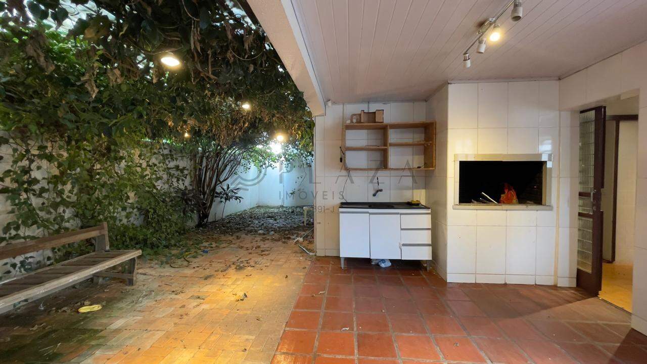  Casa Comercial para alugar com 4 quartos, 304m² no Maria Goretti em Chapecó – Foto 5