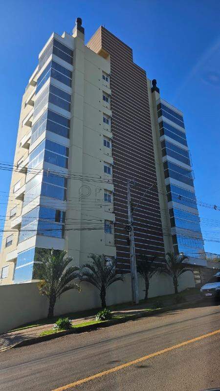 Apartamento para alugar com 3 quartos, 112m² no Universitário em Chapecó – Foto 1