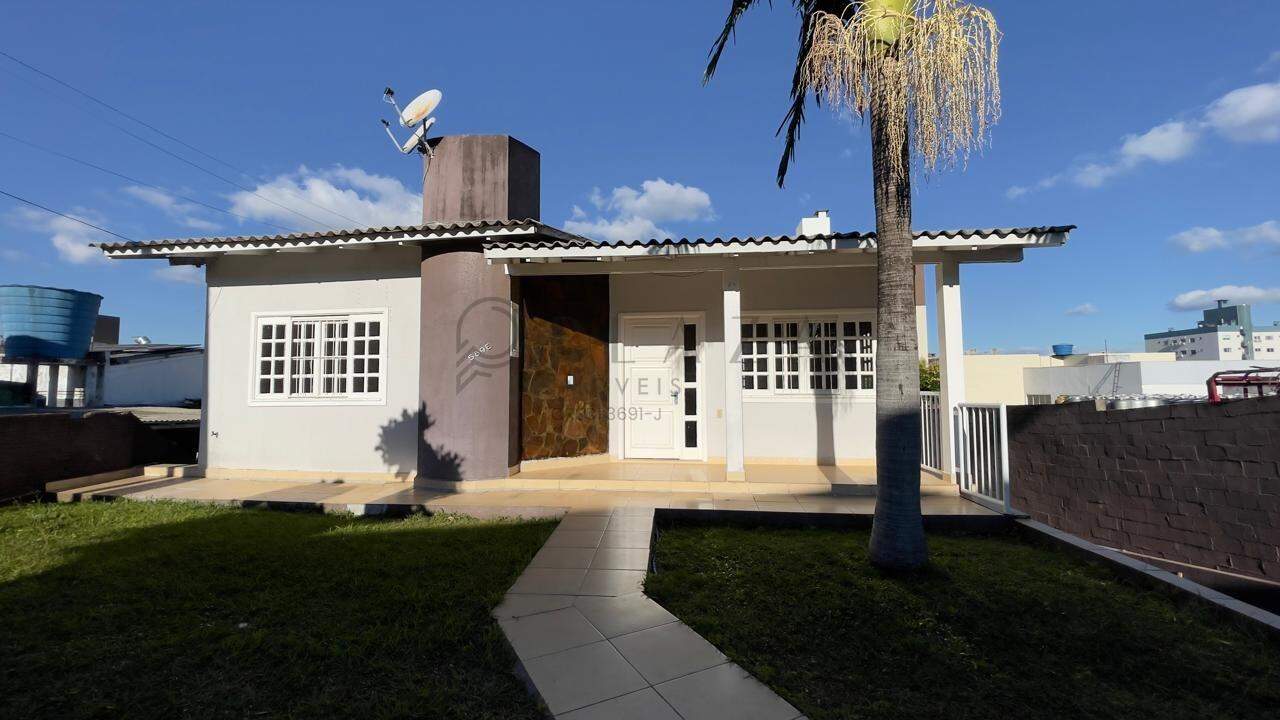 Casa para alugar com 3 quartos, 110m² no São Cristóvão em Chapecó – Foto 1