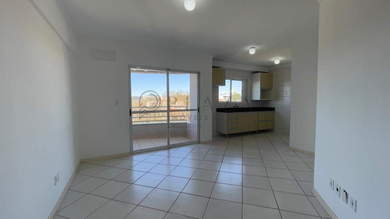 Apartamento para alugar com 2 quartos, 70m² no Maria Goretti em Chapecó – Foto 1