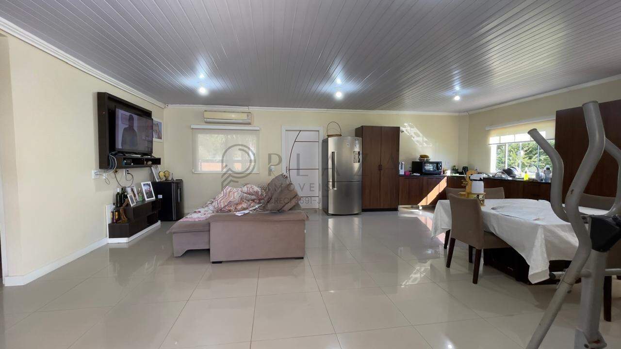 Casa para alugar com 3 quartos, 237m² no Seminário em Chapecó – Foto 1