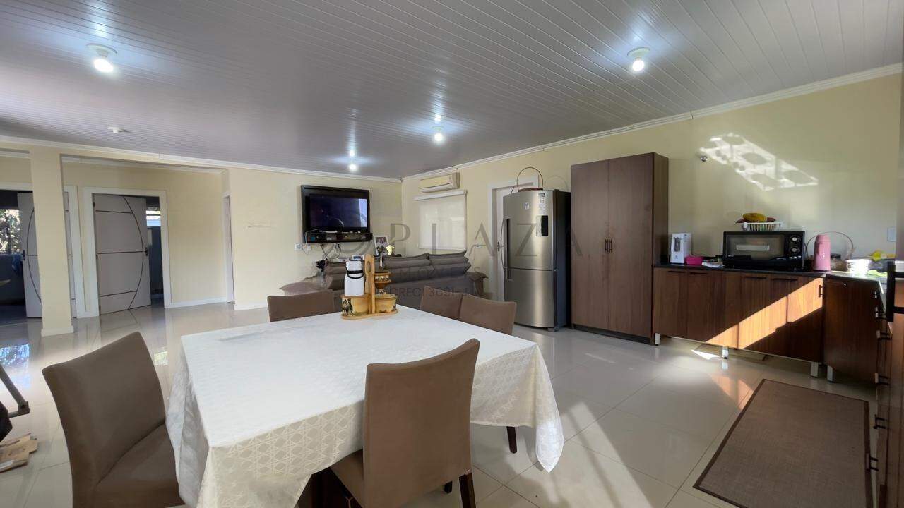 Casa para alugar com 3 quartos, 237m² no Seminário em Chapecó – Foto 8