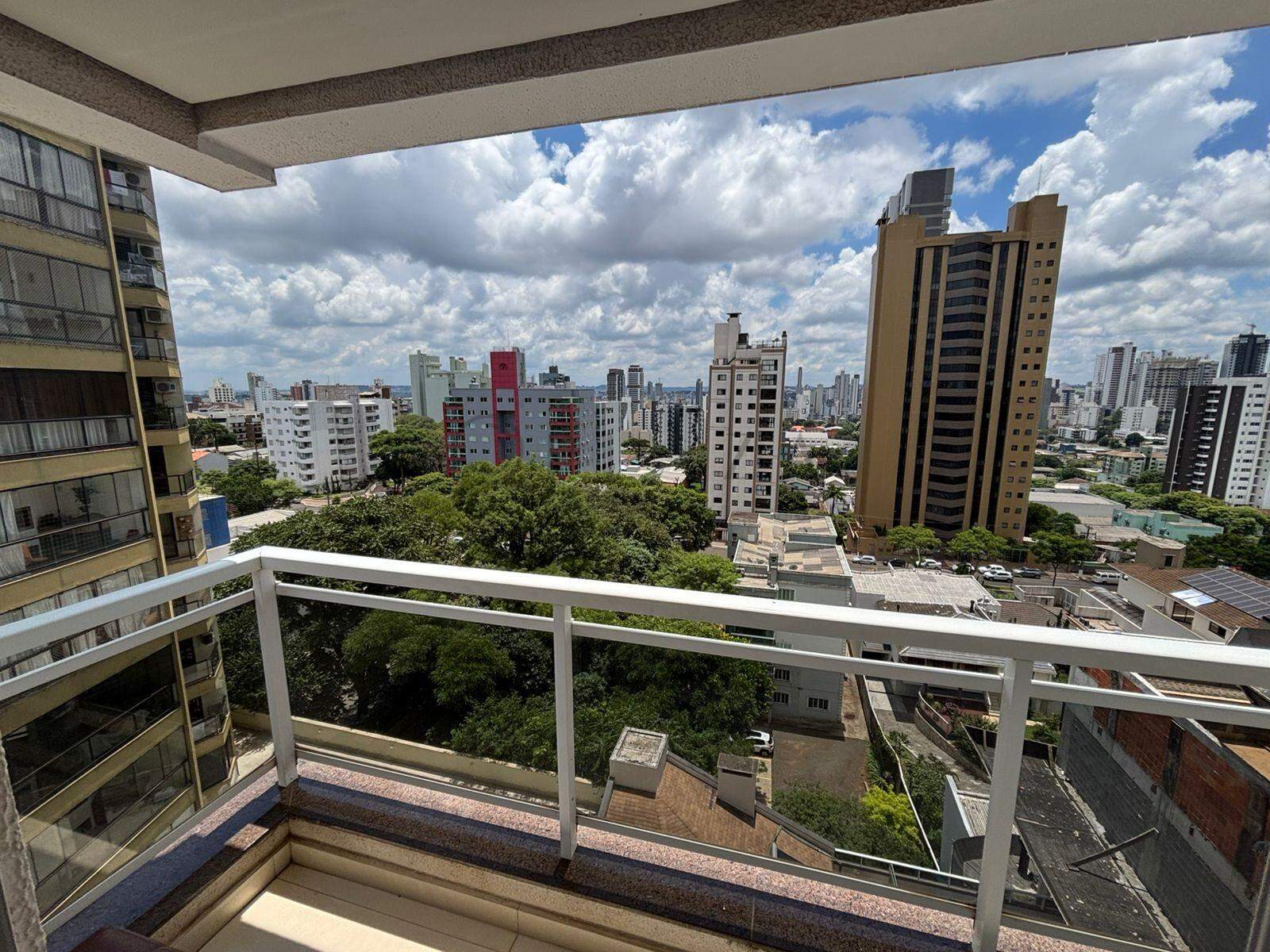 Apartamento à venda com 3 quartos, 160m² no Centro em Chapecó - Foto 2