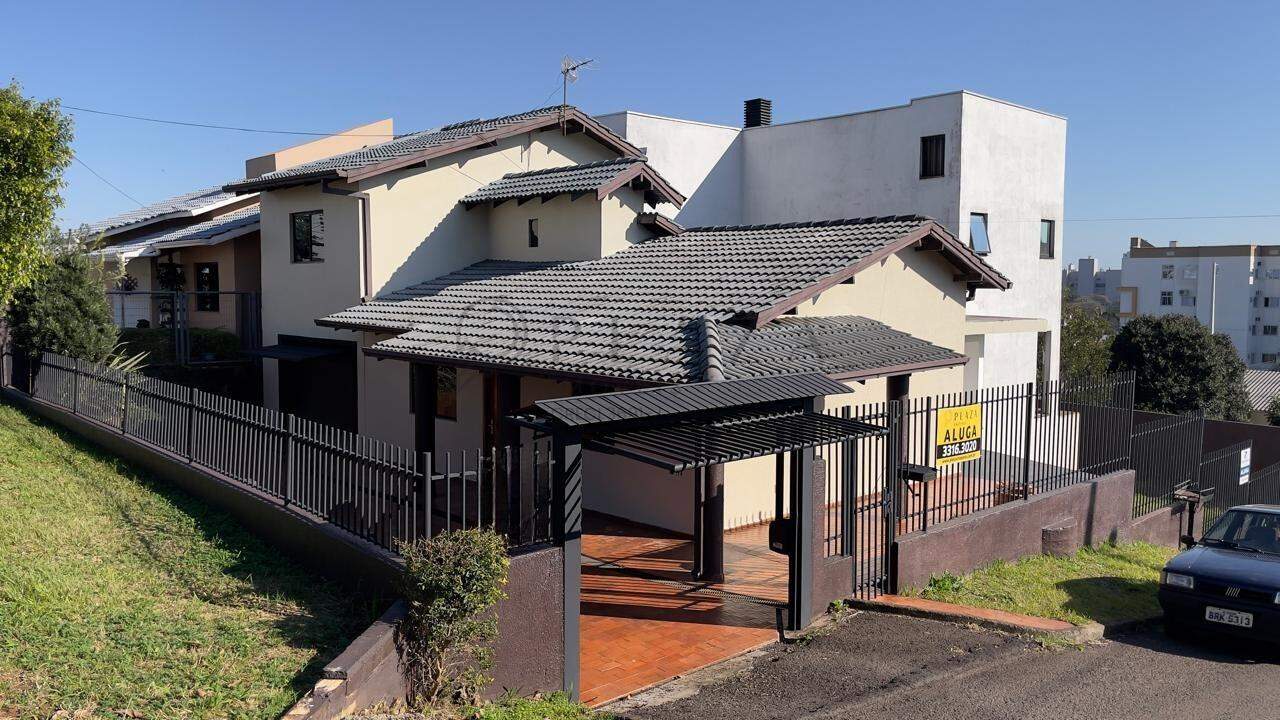 Casa para alugar com 3 quartos, 320m² no Universitário em Chapecó – Foto 1