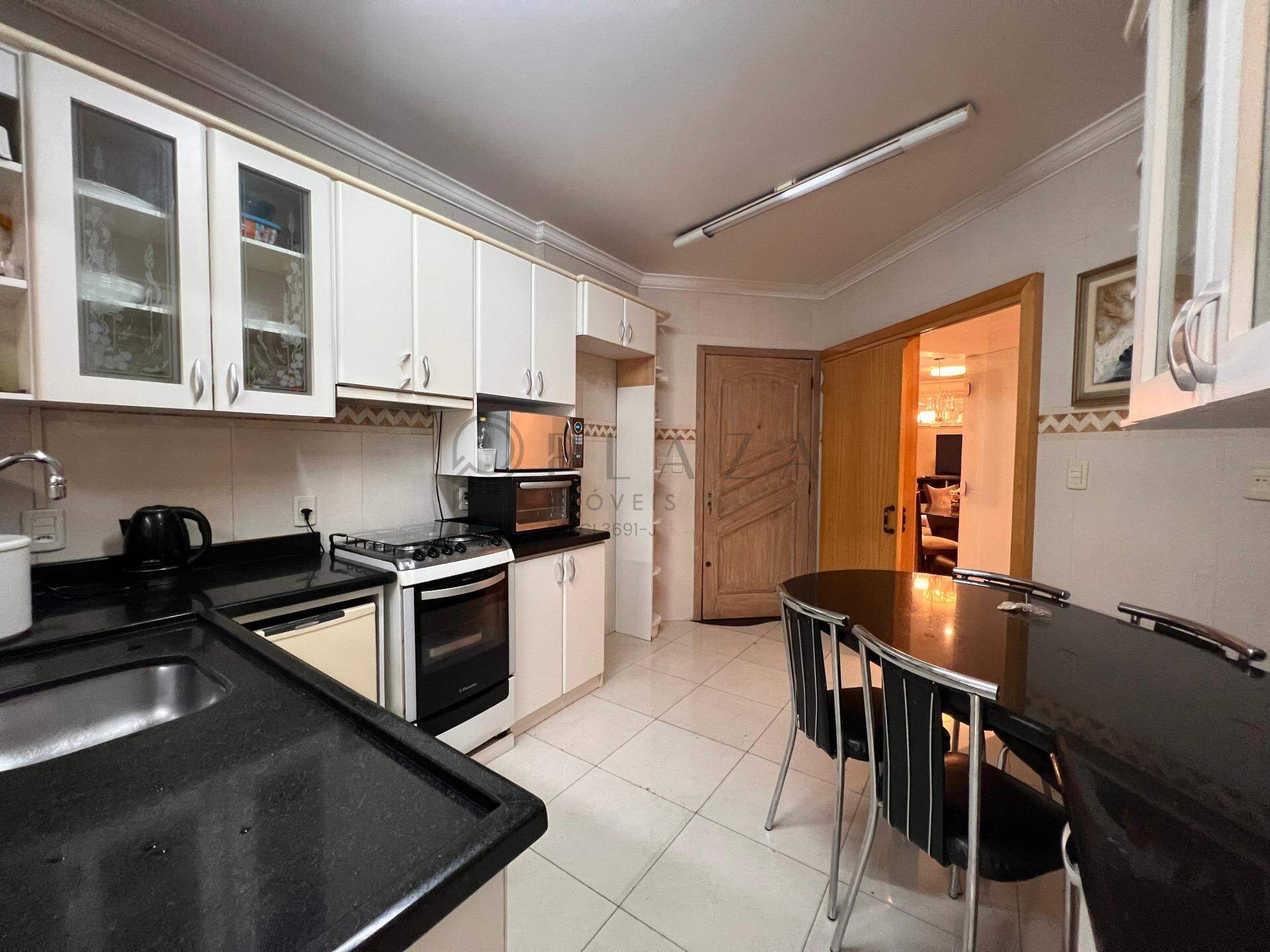 Apartamento para alugar com 3 quartos, 165m² no Centro em Chapecó – Foto 2