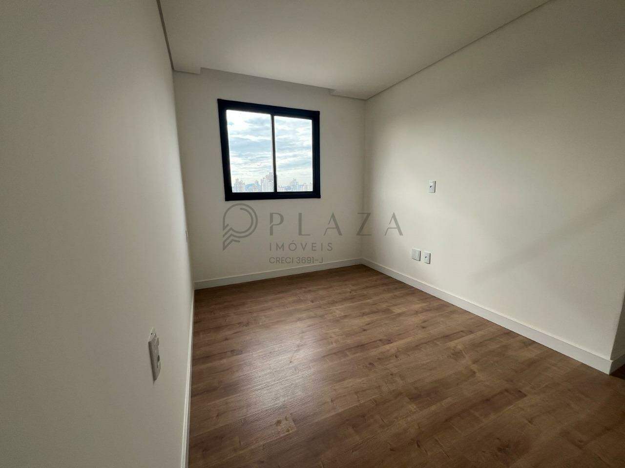 14240 – Foto 10