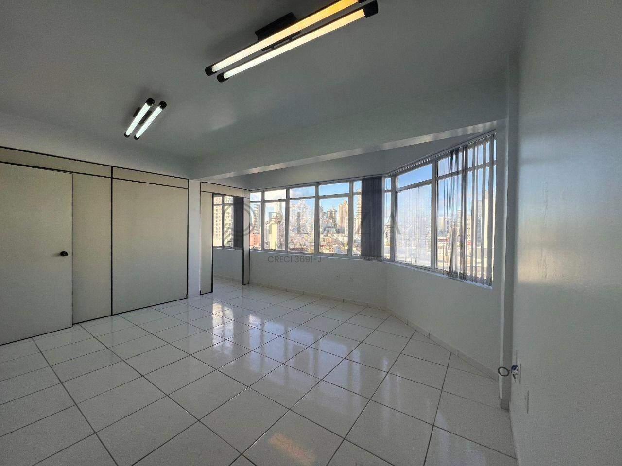 Sala Comercial para alugar com 64m² no Centro em Chapecó – Foto 2