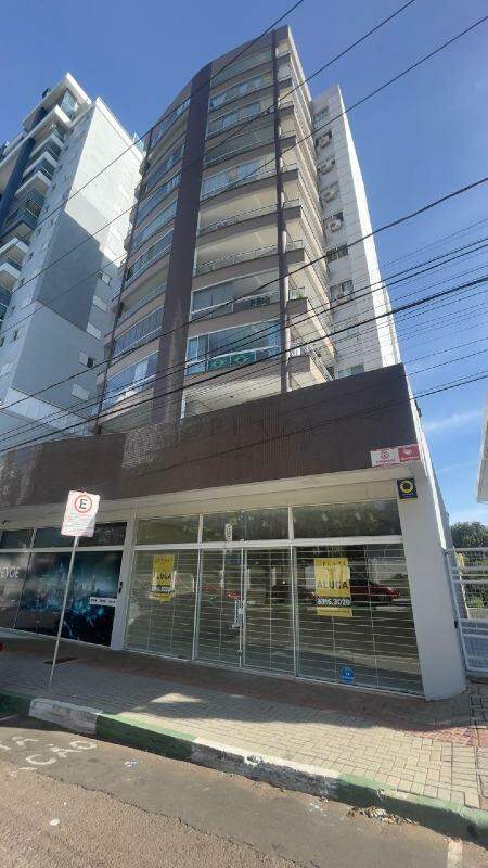 Sala Comercial para alugar com 110m² no Centro em Chapecó – Foto 1