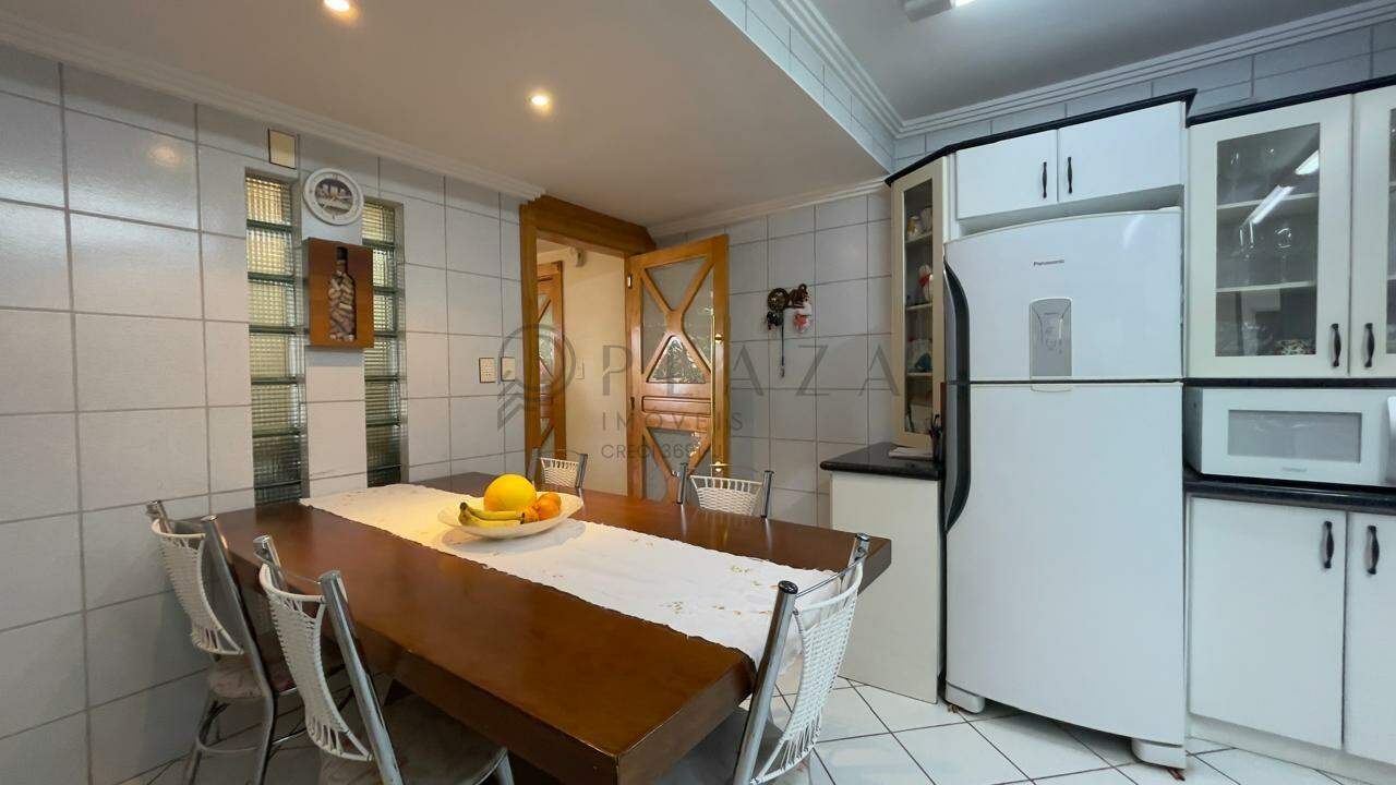Apartamento para alugar com 4 quartos, 220m² no Centro em Chapecó – Foto 7