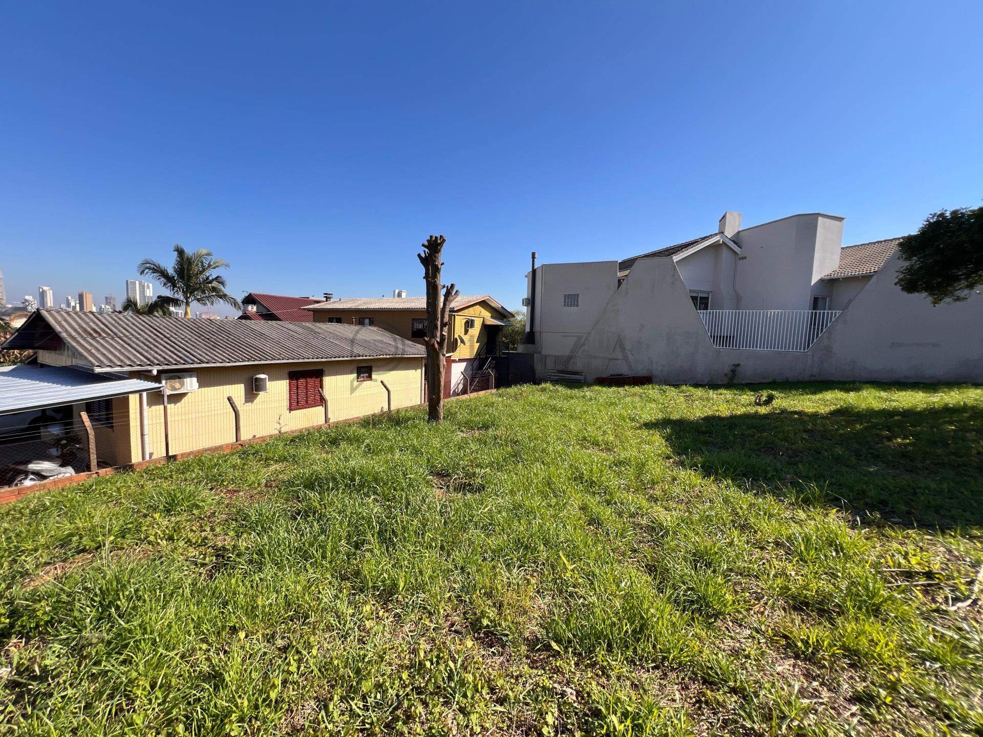Terreno para alugar com 360m² no Santa Maria em Chapecó – Foto 1