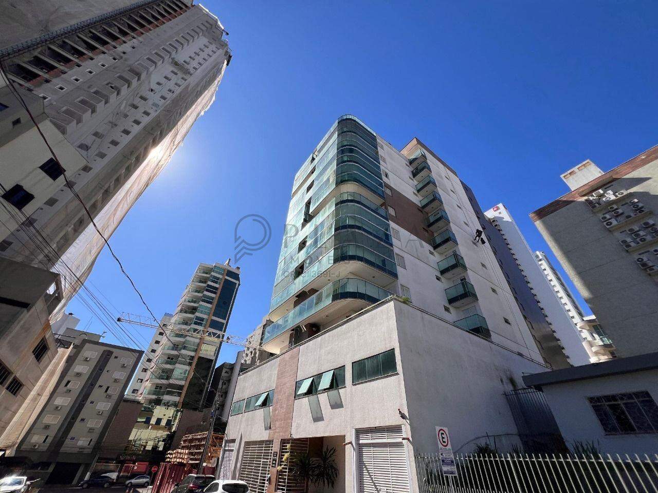 Apartamento para alugar com 3 quartos, 150m² no Centro em Chapecó – Foto 1