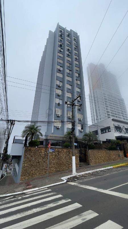 Apartamento para alugar com 3 quartos, 112m² no Centro em Chapecó – Foto 1