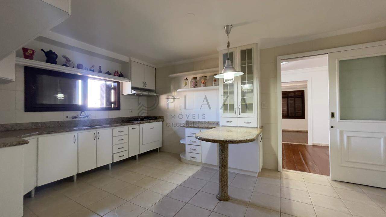 Casa para alugar com 3 quartos, 219m² no Santa Maria em Chapecó – Foto 2