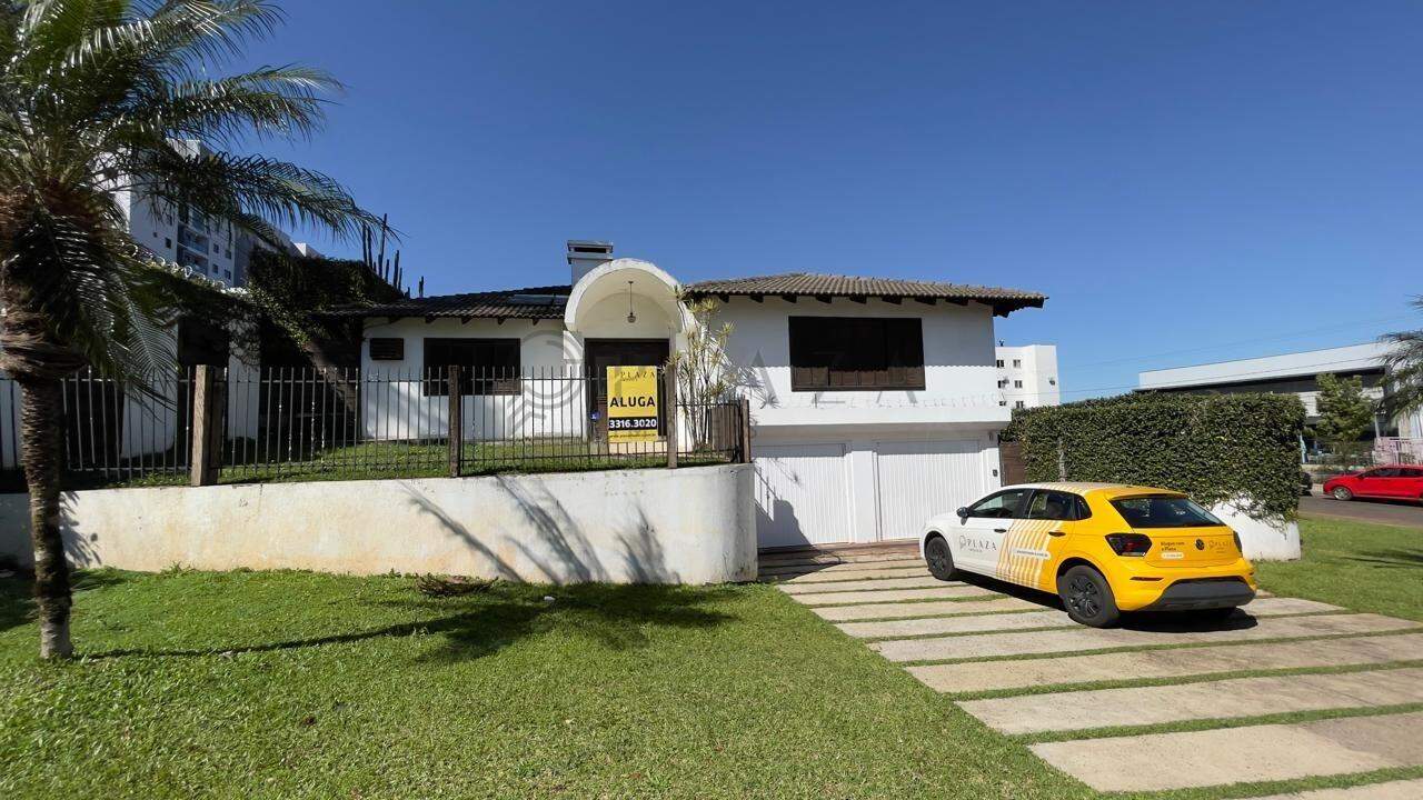 Casa para alugar com 3 quartos, 219m² no Santa Maria em Chapecó – Foto 1