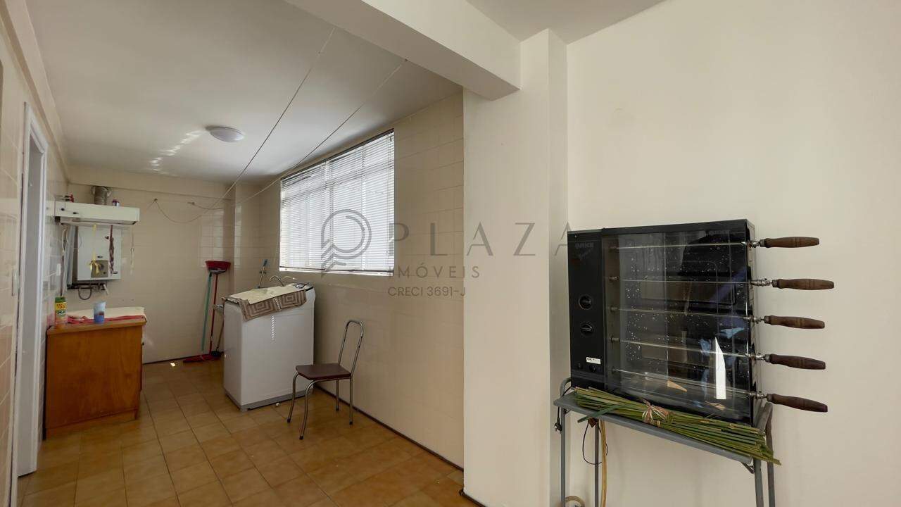 Apartamento para alugar com 3 quartos, 230m² no Centro em Chapecó – Foto 8