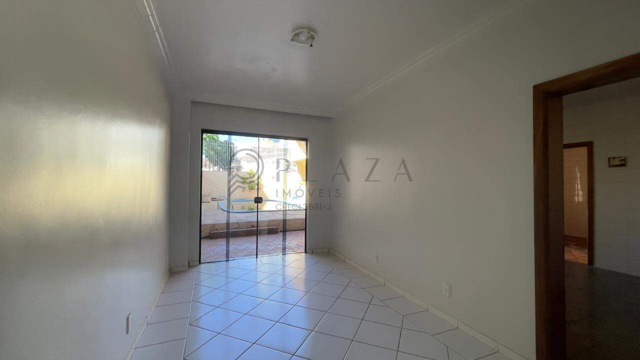  Casa Comercial para alugar com 3 quartos, 200m² no Centro em Chapecó – Foto 5