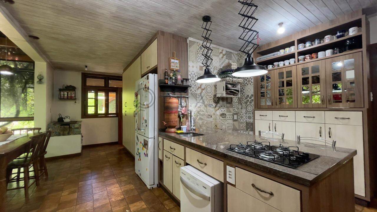 Casa para alugar com 4 quartos, 287m² no Espelho Das Águas em Chapecó – Foto 2