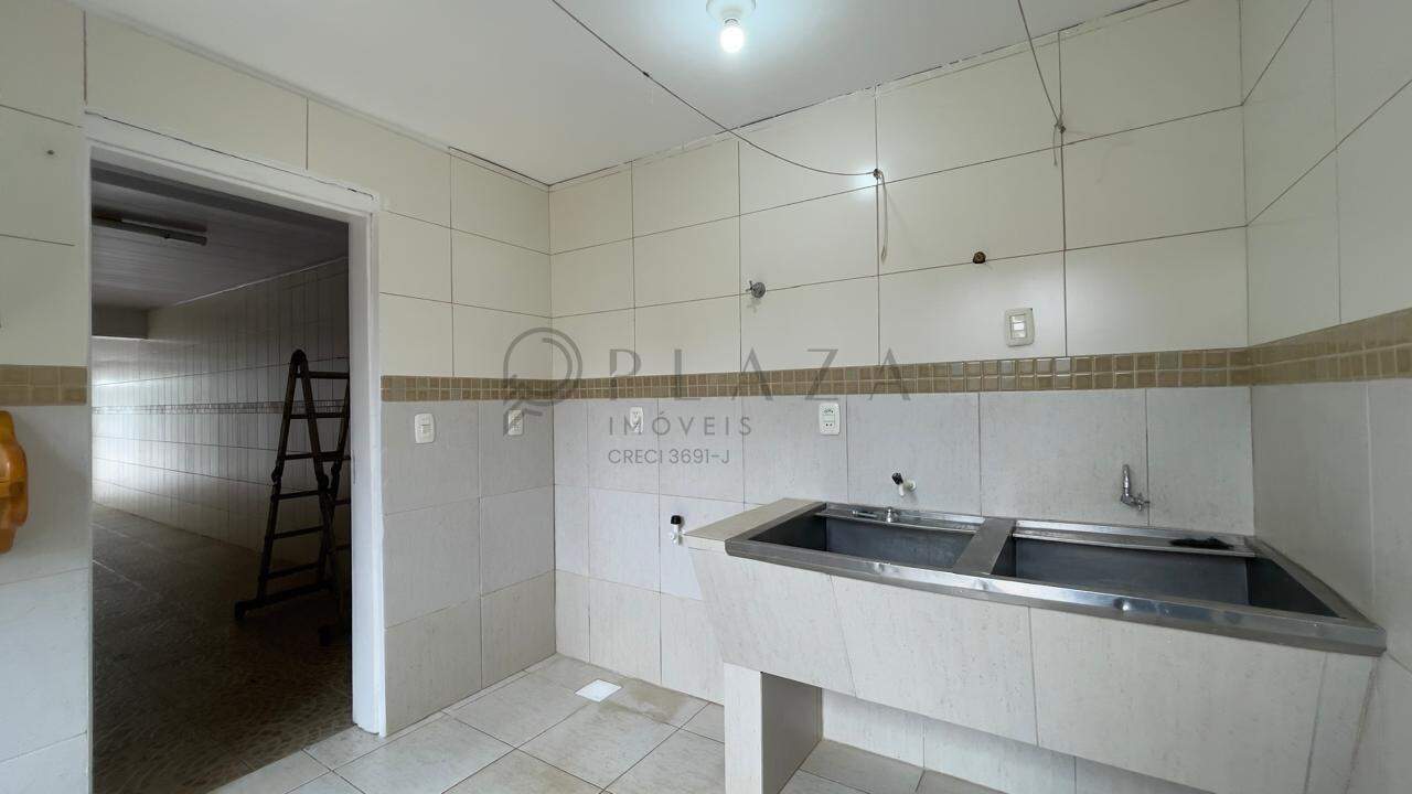 Casa para alugar com 3 quartos, 250m² no Maria Goretti em Chapecó – Foto 3