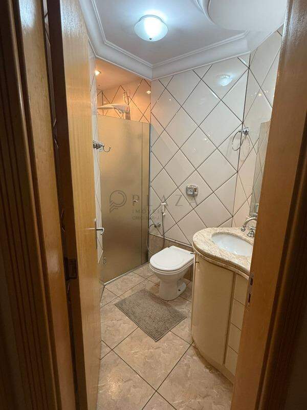 Apartamento à venda com 3 quartos, 130m² no Centro em Chapecó - Foto 8