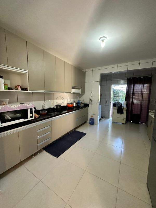 Casa para alugar com 3 quartos, 210m² no Jardim Itália em Chapecó – Foto 5