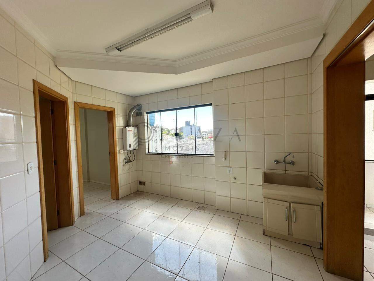 Apartamento para alugar com 3 quartos, 260m² no Centro em Chapecó – Foto 3