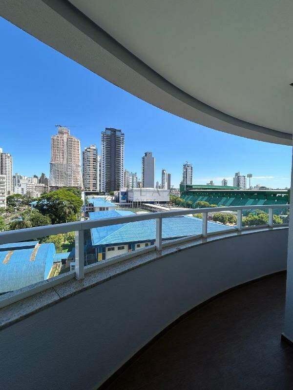 Apartamento à venda com 3 quartos, 195m² no Maria Goretti em Chapecó - Foto 1