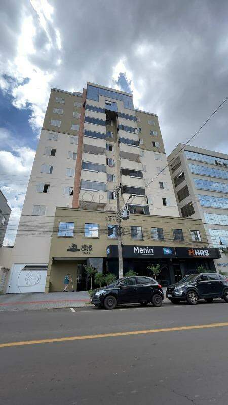 Apartamento para alugar com 2 quartos, 120m² no Centro em Chapecó – Foto 1