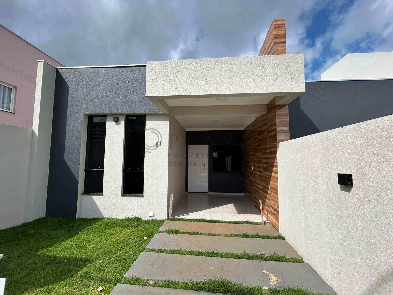 Casa Geminada à venda com 2 quartos, 66m² no Desbravador em Chapecó - Foto 1