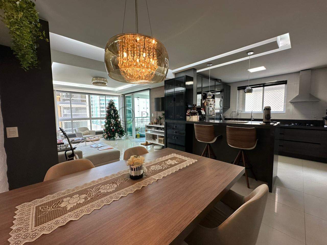 Apartamento à venda com 2 quartos, 139m² no Centro em Chapecó - Foto 2