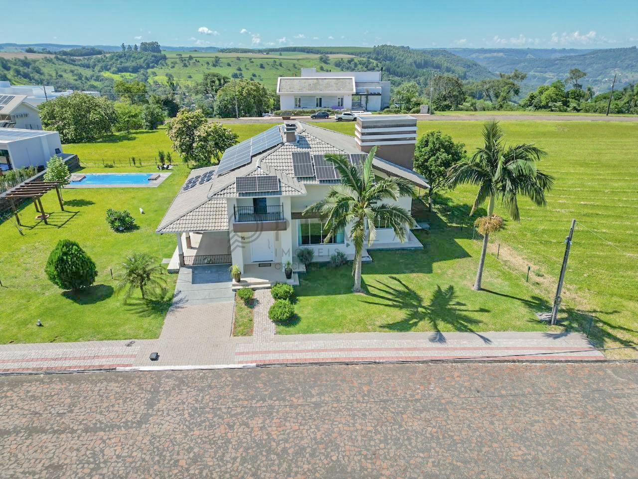 Casa à venda com 3 quartos, 296m² na Linha campinas em Chapecó - Foto 1