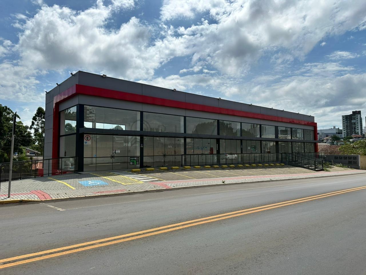 Sala Comercial para alugar com 190m² no SAIC em Chapecó – Foto 1