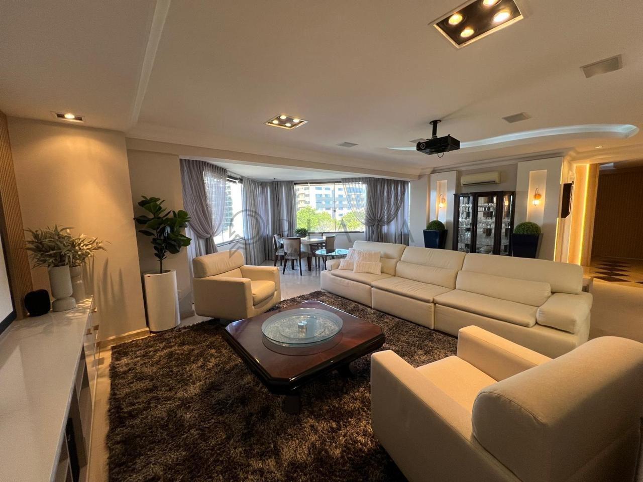 Apartamento para alugar com 4 quartos, 311m² no Centro em Chapecó – Foto 1