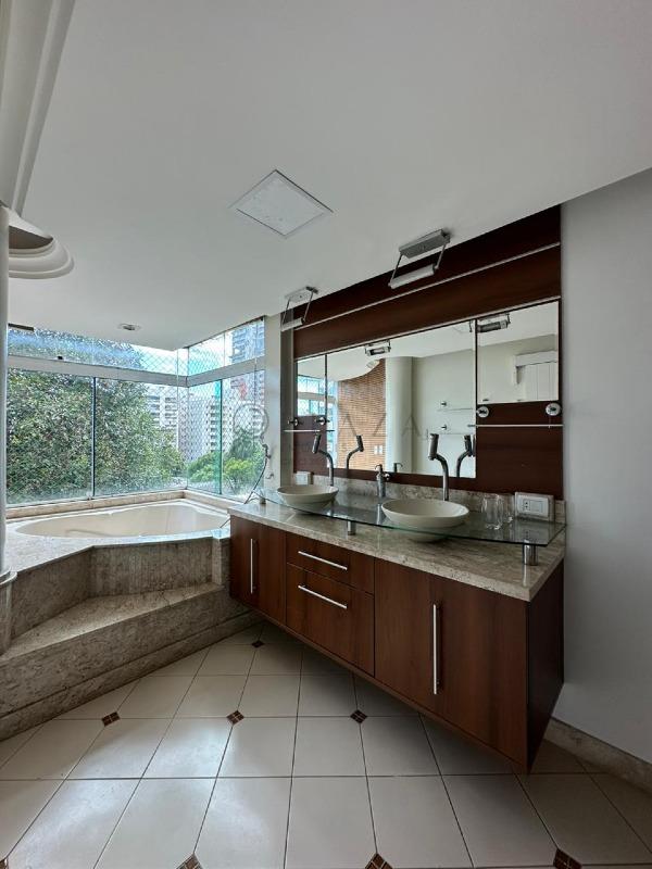 Apartamento para alugar com 3 quartos, 240m² no Centro em Chapecó – Foto 8