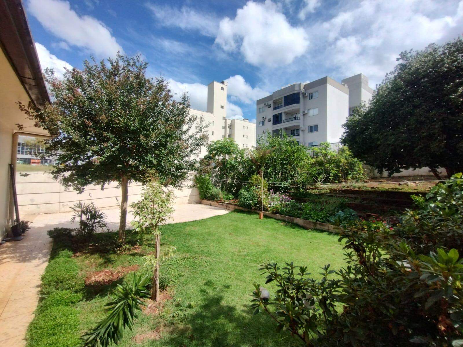 Casa para alugar com 3 quartos, 180m² no Jardim Itália em Chapecó – Foto 2