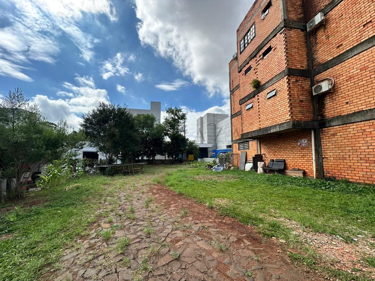 Terreno para alugar com 440m² no Centro em Chapecó – Foto 1