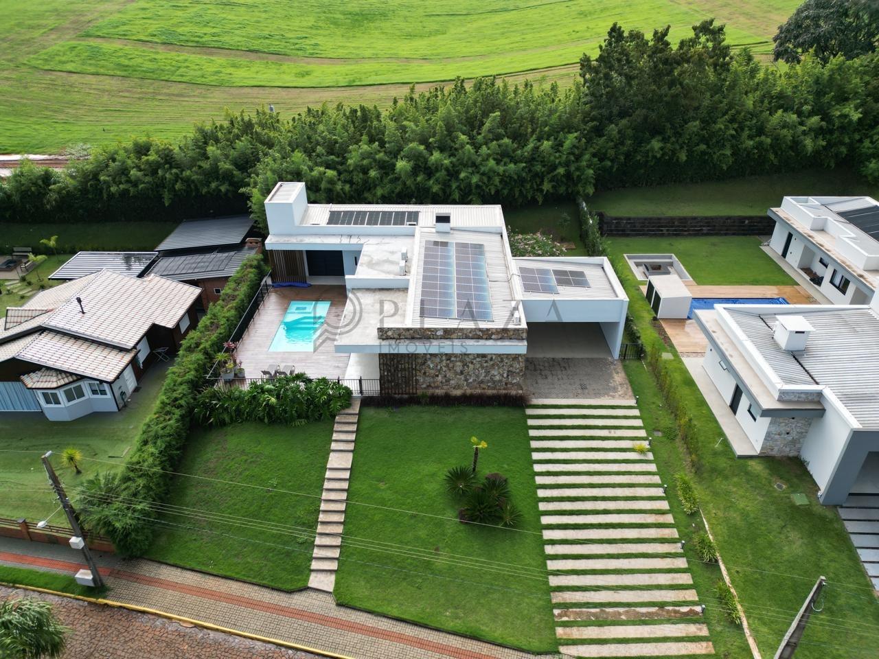 Casa à venda com 3 quartos, 376m² no Espelho Das Águas em Chapecó - Foto 1