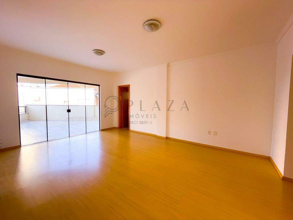 Apartamento à venda com 3 quartos, 213m² no Centro em Chapecó – Foto 4