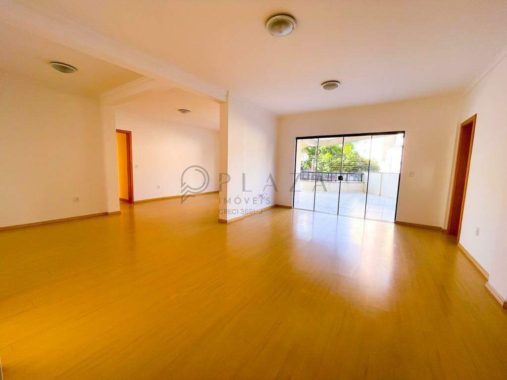 Apartamento à venda com 3 quartos, 213m² no Centro em Chapecó – Foto 2