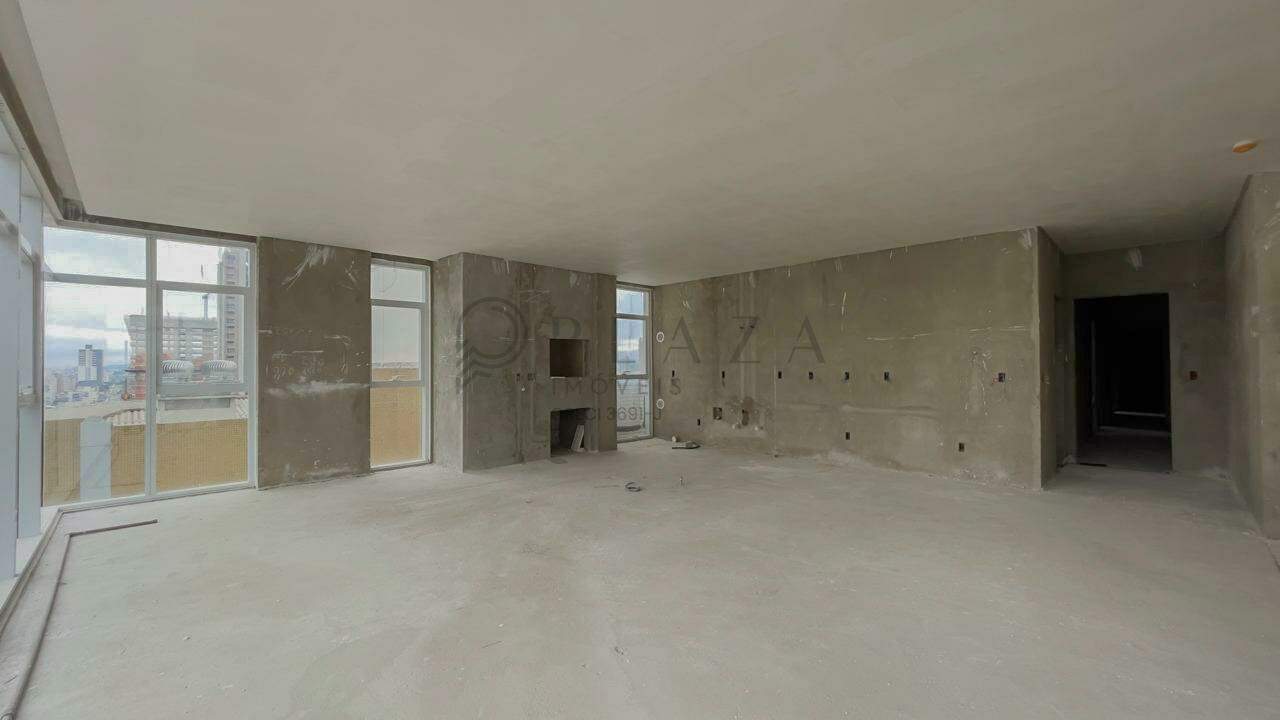Apartamento à venda com 3 quartos, 224m² no Centro em Chapecó - Foto 2