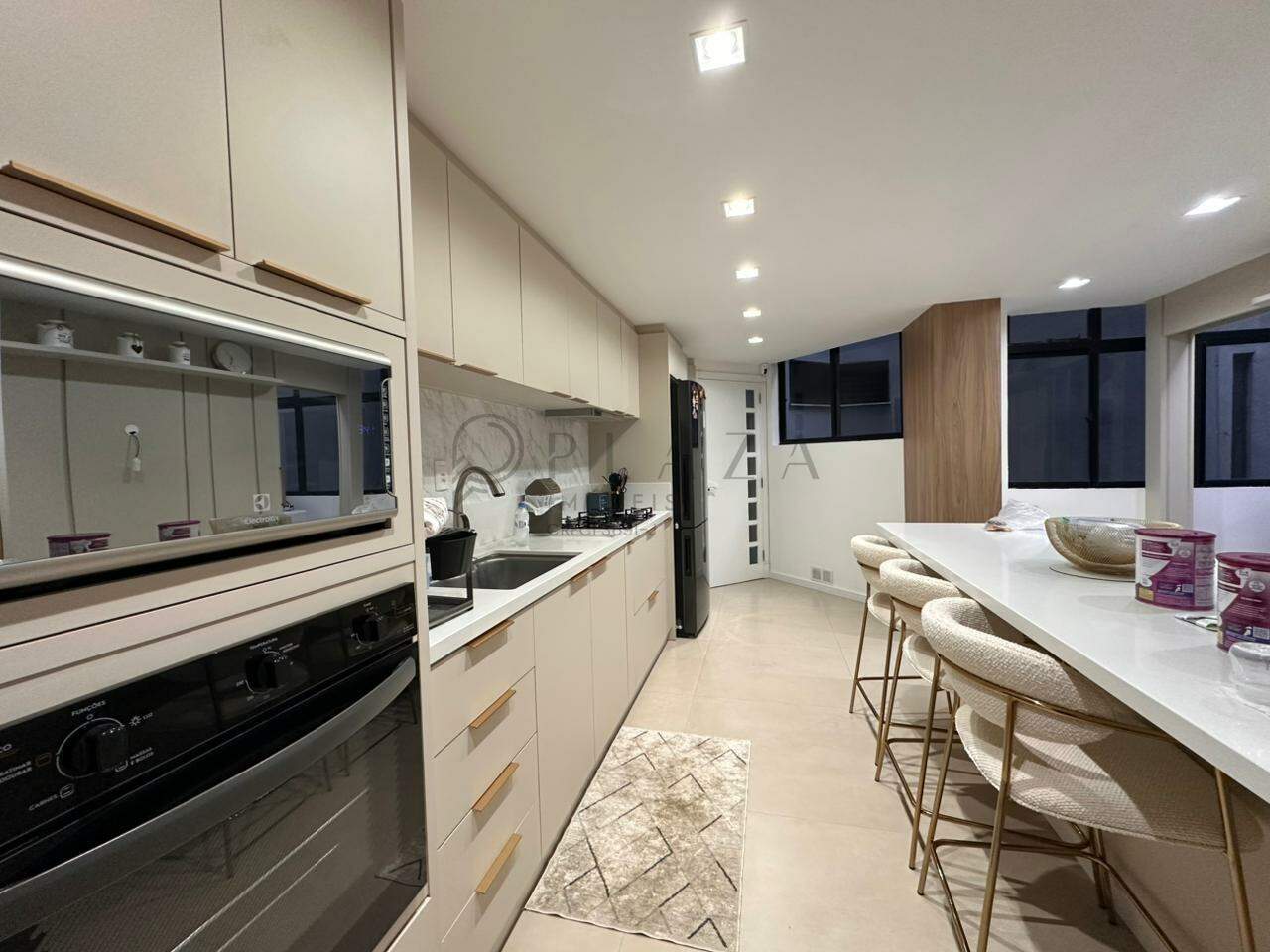 Apartamento para alugar com 3 quartos, 230m² no Centro em Chapecó – Foto 2