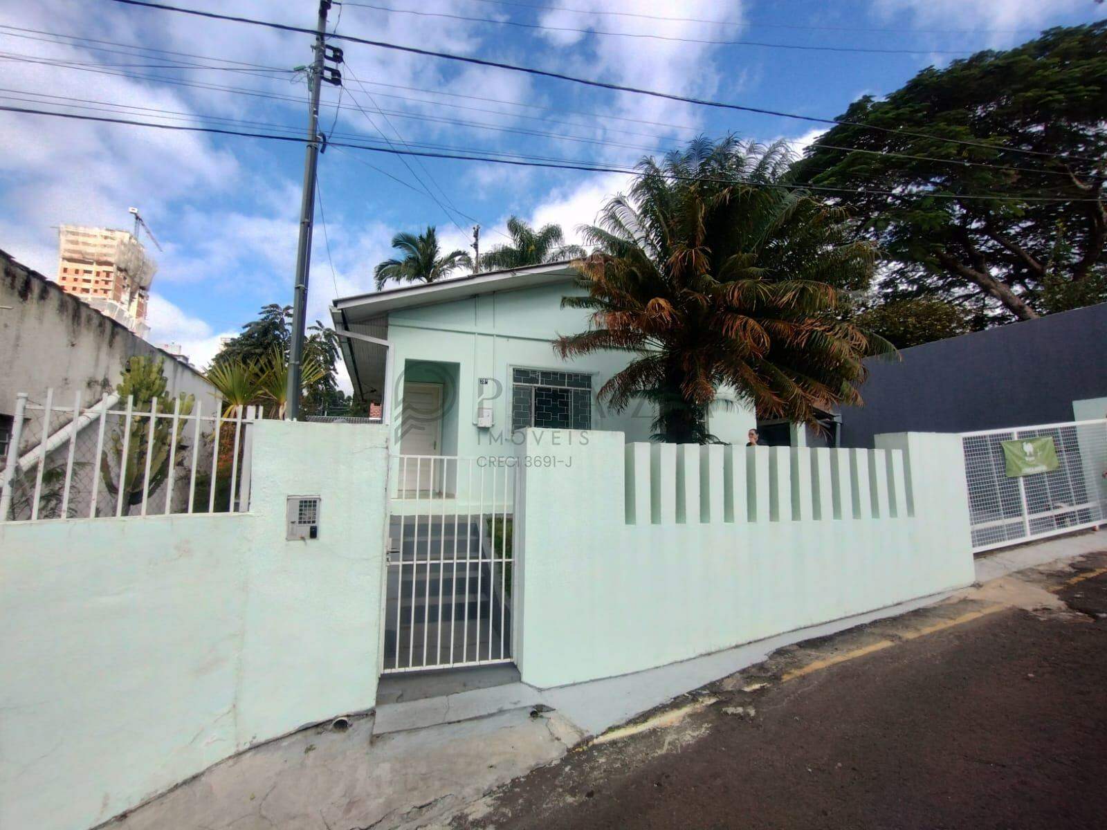 Casa para alugar com 2 quartos, 75m² no Jardim Itália em Chapecó – Foto 2