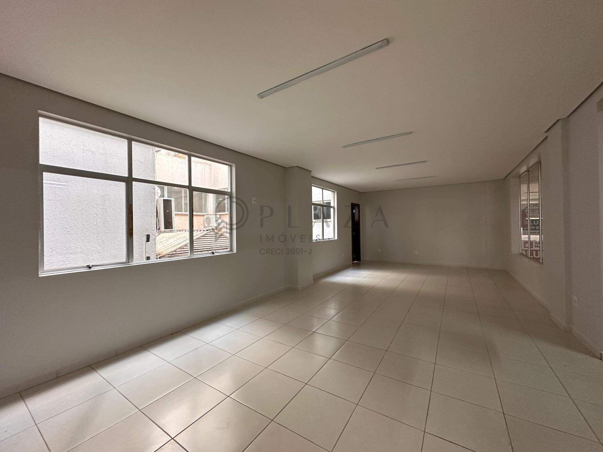 Sala Comercial para alugar com 90m² no Centro em Chapecó – Foto 2