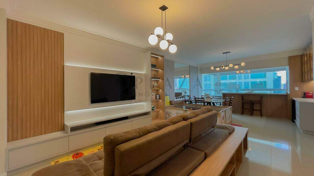 Apartamento à venda com 3 quartos, 155m² no Santa Maria em Chapecó - Foto 2