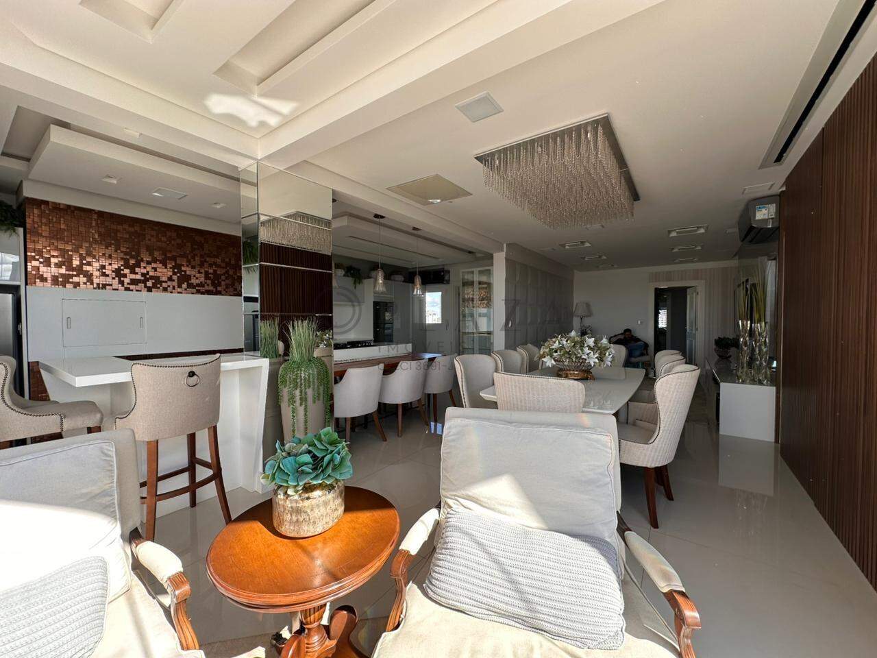 Apartamento para alugar com 3 quartos, 200m² no Centro em Chapecó – Foto 7