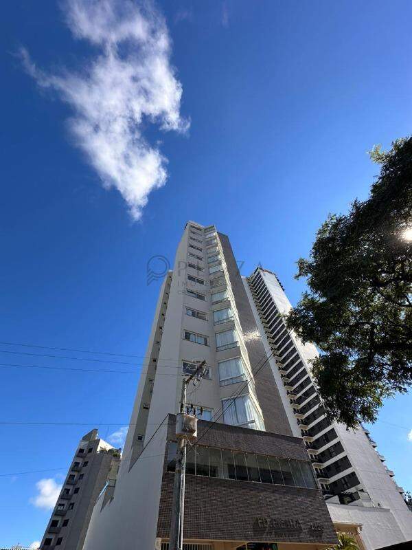 Apartamento para alugar com 3 quartos, 200m² no Centro em Chapecó – Foto 1
